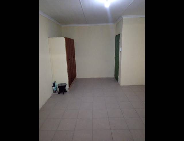 1 BEDROOM PROPERTY TO RENT IN GLENCOE